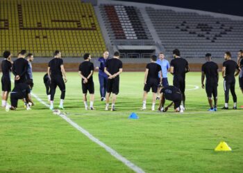 المصرى يرفض التضحية به فى صراع القطبين .. وينتقد ضغط الاهلى على الحكام. 29 - جريدة المساء