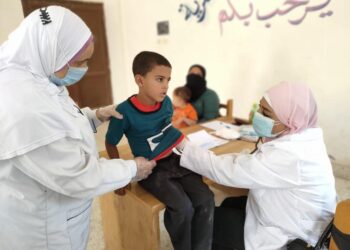 صحة المنيا تقدم الخدمات الطبية والعلاجية لـ 1686 مواطن بقرية الناصرية 27 - جريدة المساء