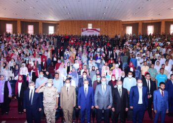 محافظ سوهاج والقائم بعمل رئيس الجامعة يشهدان احتفالية طلاب من اجل مصر بذكري نصر اكتوبر العظيم. 23 - جريدة المساء