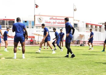 الزمالك يدخل معسكرا مغلقا استعدادا لانبى .. وتدريبات بدنية للاعبى الفريق تحت إشراف فيرناندو 23 - جريدة المساء