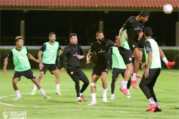 تدريبات بدنية وإطالات للاعبين فى مران الزمالك 19 - جريدة المساء