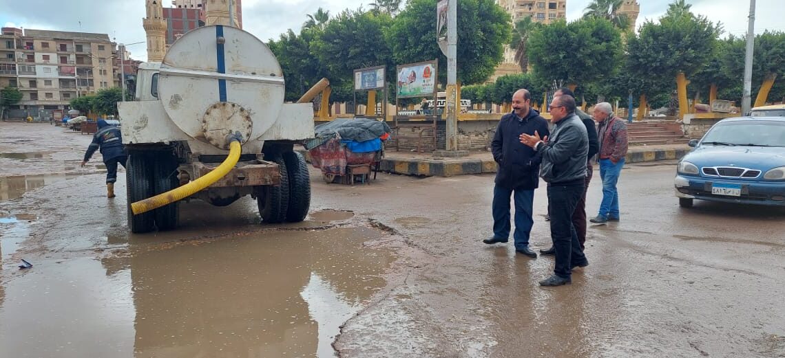 هطول أمطار بالقرى والمدن ومحافظ كفر الشيخ يتابع رفع مياه الأمطار أولاً بأول 19 - جريدة المساء