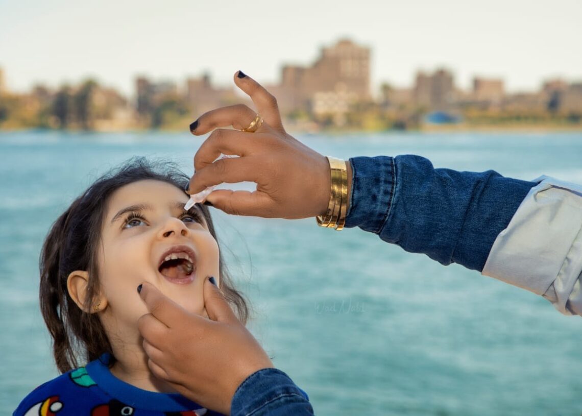 19 ديسمبر بدء الحملة القومية للتطعيم ضد شلل الأطفال بقنا 19 - جريدة المساء