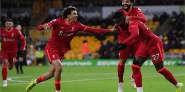 محمد صلاح  وماني  يقودان ليفربول أمام أستون فيلا في الدوري الإنجليزي 1 - جريدة المساء