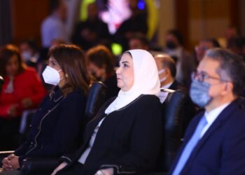 عربات نقل تشاركي وشبكة لتوظيف ذوي الإعاقة.. مؤتمر "مبادرون".. إستمرار إنقاذ المواطنين بلا مأوى.. بدء مسابقة الأم المثالية.. أبرز أنشطة "التضامن" فى أسبوع 29 - جريدة المساء