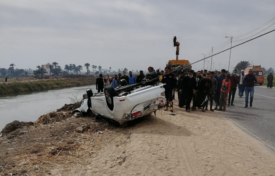 مصرع صيدلى فى حادث انقلاب سيارة بقنا 19 - جريدة المساء