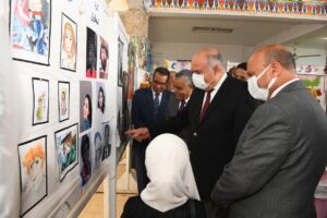 محافظ قنا ورئيس جامعة جنوب الوادى يفتتحان فعاليات الاسبوع البيئى الرابع عشر 35 - جريدة المساء