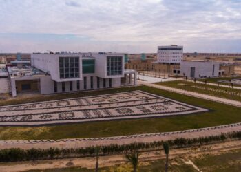 تدريب ٥٠ طالبا بالجامعة اليابانية على ريادة الأعمال