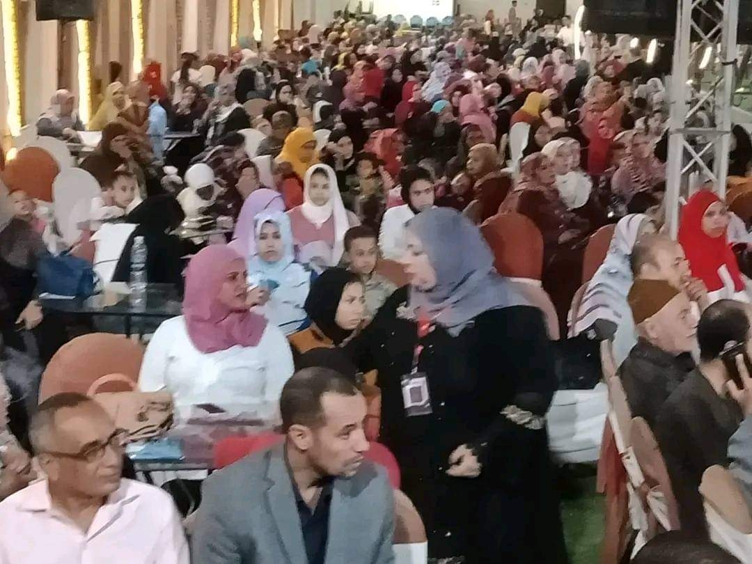 ملتقى فن الواو بـ "شطورة" .. القرية تخرج عن بكرة أبيها لتحتفي بالشعر 19 - جريدة المساء