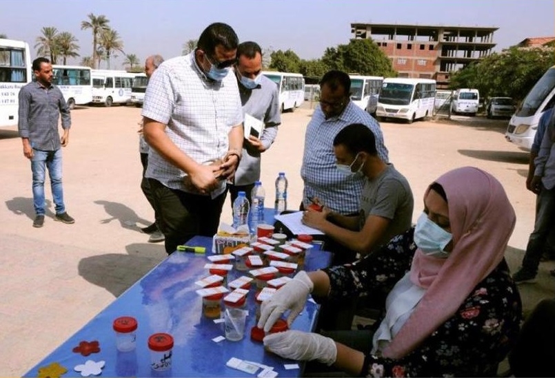 صندوق مكافحة وعلاج الإدمان خلال الكشف على سائقى الحافلات المدرسية