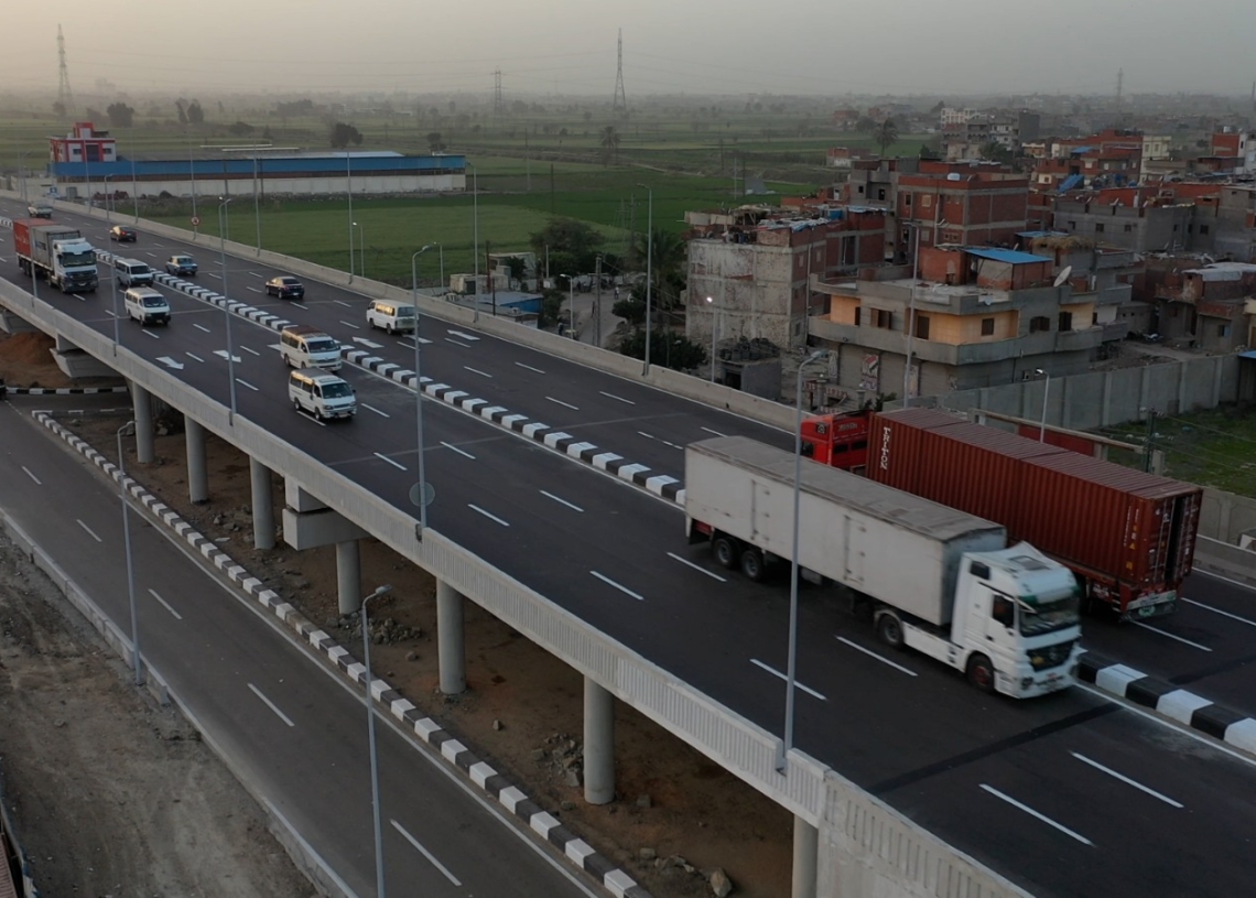 وزير النقل : بدء التشغيل التجريبي لكوبري كفر الدوار أمام حركة السيارات 17 - جريدة المساء