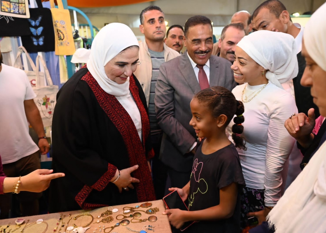 وزيرة التضامن خلال افتتاح معرض ديارنا بالساحل الشمالى