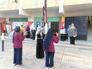 بالصور ..طلاب مدارس الجمهورية يقفون دقيقة حدادا على أرواح شهداء فلسطين 23 - جريدة المساء