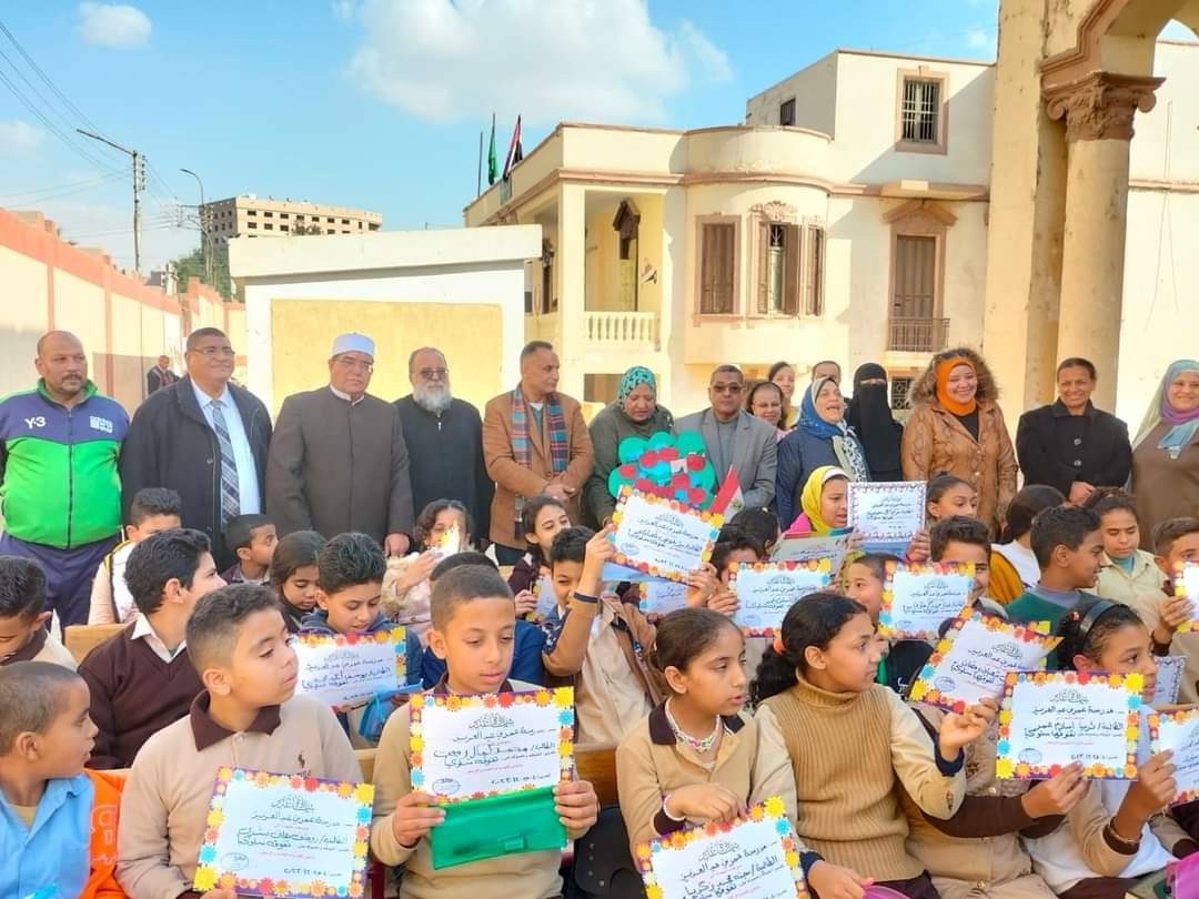 ندوة تثقيفية بعنوان شجرة القيم الأخلاقية بمدرسة عمر بن عبد العزيز بالمنيا 18 - جريدة المساء