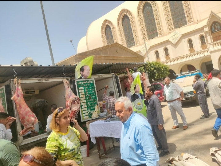 الزراعة : مبادرة "خير مزارعنا لاهالينا " في الكاتدرائية وقداسة البابا يثمن جهود وزير الزراعة 19 - جريدة المساء