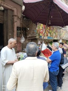 مخالفات وتحرير محاضر || رئيس جهاز حماية المستهلك يقود حملات رقابية اليوم بمناطق فيصل والهرم وترسا بالجيزة.. لإحكام السيطرة علي الأسواق ومتابعة أثر انخفاضات سعر الصرف علي السلع 41 - جريدة المساء