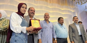 مستقبل وطن ديرب نجم يكرم أوائل الشهادات.. ورحلات عمرة مجانية 1 - جريدة المساء