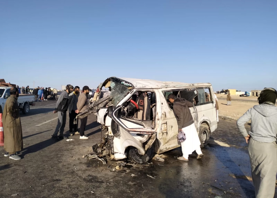 محافظ مطروح يتابع حادث مطروح الذي اصيب فيه ١٠ بينهم جثة لفرنسية 19 - جريدة المساء