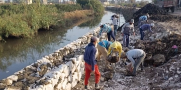 محافظ كفرالشيخ يتابع أعمال تدبيش طريق خليج بحري بمطوبس 1 - جريدة المساء