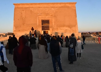 محافظة الفيوم تحتفل بظاهرة تعامد الشمس على قدس أقداس معبد قصر قارون 39 - جريدة المساء