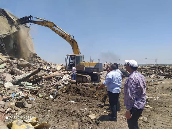 إزالة الاشغالات بمحيط محطة رفع السلام الرئيسية .. ببحر البقر 17 - جريدة المساء