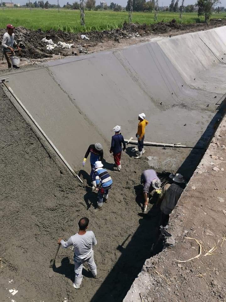 تبطين 23 ترعة بمركز "الحسينية" بتكلفة 300 مليون جنيه .. فى الشرقية 20 - جريدة المساء