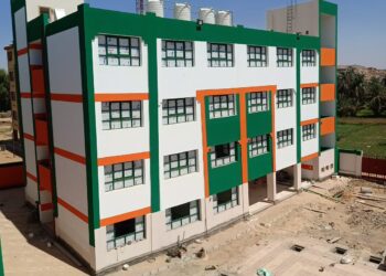 محافظ أسوان يشيد بجهود مؤسسة مصر الخير في انشاء مجمع مدارس بتكلفة 18 مليون جنيه 27 - جريدة المساء