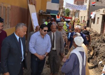 نائب محافظ بني سويف يتفقد مشروعات "حياة كريمة" بقرى ناصر 16 - جريدة المساء