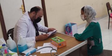 الكشف وتقديم العلاج لأكثر من 890 مواطناً في قافلة طبية ببني سويف 2 - جريدة المساء الكشف وتقديم العلاج لأكثر من 890 مواطناً في قافلة طبية ببني سويف 1 - جريدة المساء