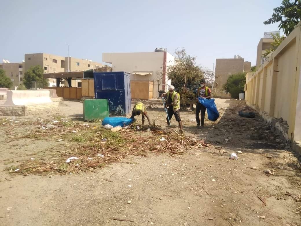 تكثيف أعمال النظافة بميدان "الدولفين" وعمارات منخفض التكاليف .. بالقصير 20 - جريدة المساء تكثيف أعمال النظافة بميدان "الدولفين" وعمارات منخفض التكاليف .. بالقصير 19 - جريدة المساء