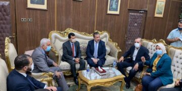 وزير الشباب يزور مصابى الحادث اتوبيس كرة السرعة بمستشفى الجامعة بالمنوفية 1 - جريدة المساء