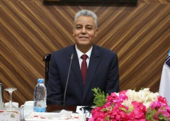 "جنوب الوادى" تحتل المركز الثانى على مستوى الجامعات بعد نجاحها فى تحرير 29 ألفًا و 439 مواطنًا من الأمية 30 - جريدة المساء