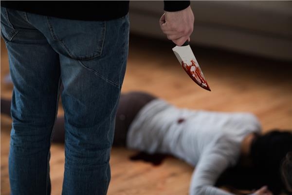 لهروبها من المنزل .. عامل يذبح شقيقته أمام المارة بسوهاج 20 - جريدة المساء لهروبها من المنزل .. عامل يذبح شقيقته أمام المارة بسوهاج 19 - جريدة المساء