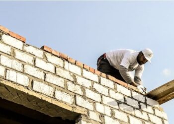 الأورمان تتبني مبادرة انسانية لاعادة اعمار البيوت بمطروح 20 - جريدة المساء