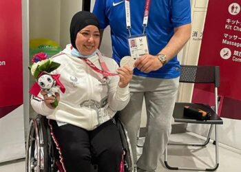 «صبحى» يهنىء البعثة البارالمبية على الفضيتين 21 - جريدة المساء