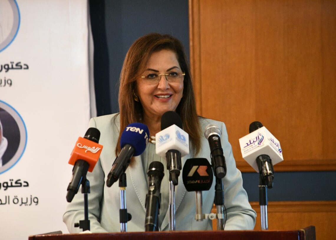 د.هالة السعيد في صالون الجمهورية: رفع جودة الخصائص السكانية أساس مشروع تنمية الأسرة 20 - جريدة المساء د.هالة السعيد في صالون الجمهورية: رفع جودة الخصائص السكانية أساس مشروع تنمية الأسرة 19 - جريدة المساء