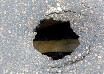 هبوط ارضي علي كورنيش الاسكندرية 27 - جريدة المساء