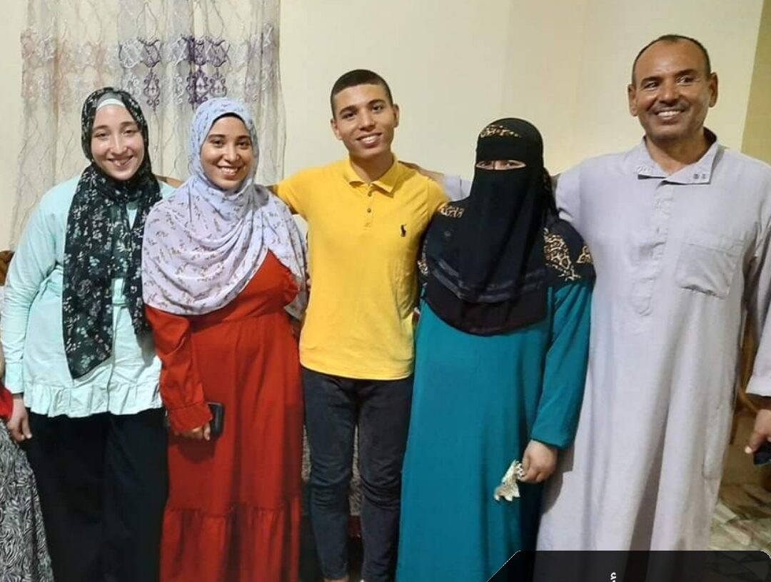 "المساء" ترصد فرحة اوائل الثانوية الأزهرية في الشرقية 18 - جريدة المساء