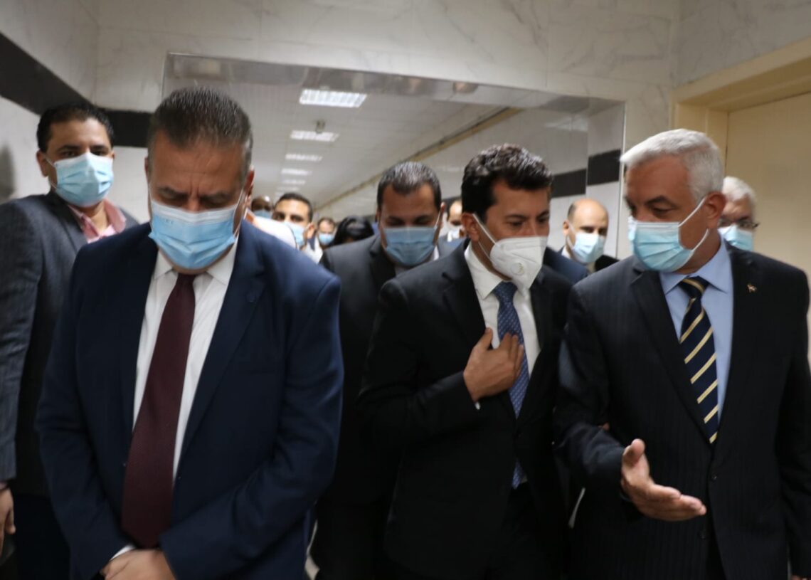 رئيس جامعة المنوفية يكشف لوزير الشباب الحالة الصحية لمصابى حادث فريق السرعة 20 - جريدة المساء رئيس جامعة المنوفية يكشف لوزير الشباب الحالة الصحية لمصابى حادث فريق السرعة 19 - جريدة المساء