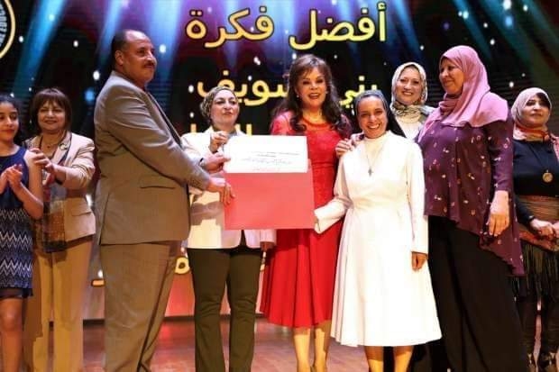 مدرسة "الراهبات" بنقادة تحصد جائزة "أفضل ألحان" فى المهرجان الثالث للفنون المسرحية 18 - جريدة المساء تكريم مدرسة الراهبات بنقادة