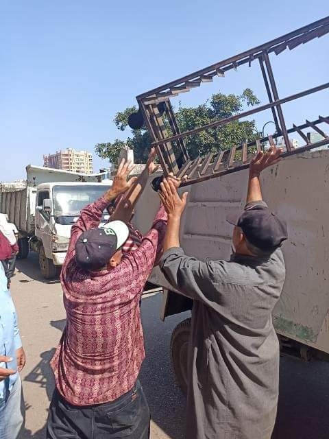 حملات مكثفة لإزالة الإشغالات ومخالفات البناء العشوائي بالشرقية  19 - جريدة المساء