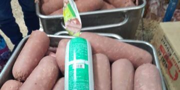 ضبط طن و٧٠٠ كيلو لحوم ودواجن منتهية الصلاحية قبل إعادة طرحها فى الأسواق بالشرقية 7 - جريدة المساء