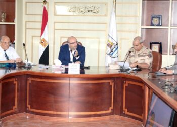 غنيم: مشروع تطوير الجزء السفلى من كورنيش النيل قارب علي الإنتهاء 25 - جريدة المساء