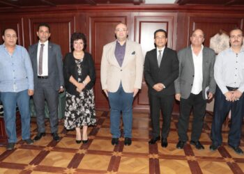 محافظ بني سويف يناقش مع رئيس هيئة قصور الثقافة التوسع في الأنشطة  والفعاليات الثقافية  بالقري   25 - جريدة المساء