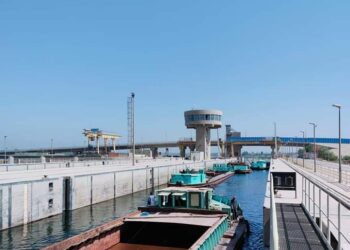 عاجل: عودة الملاحة النهرية بقناطر نجع حمادى عقب غرق القاطرة "ناصر ٢٦١" 21 - جريدة المساء