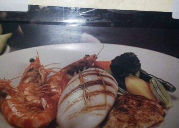 ميكس سي فود مع خضار سوتيه للشيف حماده راشد 27 - جريدة المساء