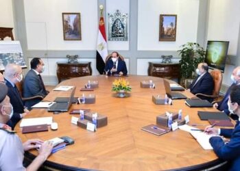 السيسي للحكومة: رفع كفاءة الطرق والمحاور بالقاهرة الكبري لتحقيق السيولة المرورية 15 - جريدة المساء