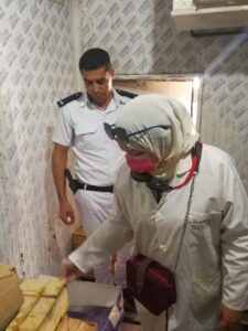 حملات مفاجئة لإحكام الرقابة على المحال التجارية بالشرقية 34 - جريدة المساء حملات مفاجئة لإحكام الرقابة على المحال التجارية بالشرقية 33 - جريدة المساء