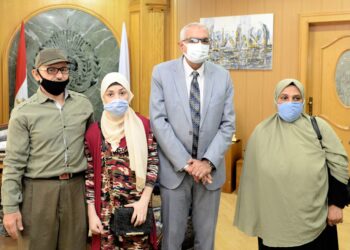 جامعة المنصورة تكرم طالبة الدمج الأولى على الجمهورية فى الثانوية العامة 17 - جريدة المساء