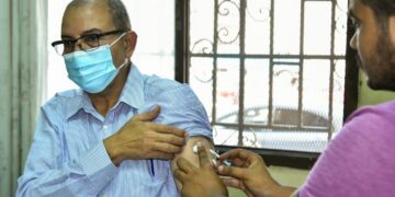 تطعيم العاملين بتعليم بورسعيد بالجرعة الثانية ضد كورونا 1 - جريدة المساء